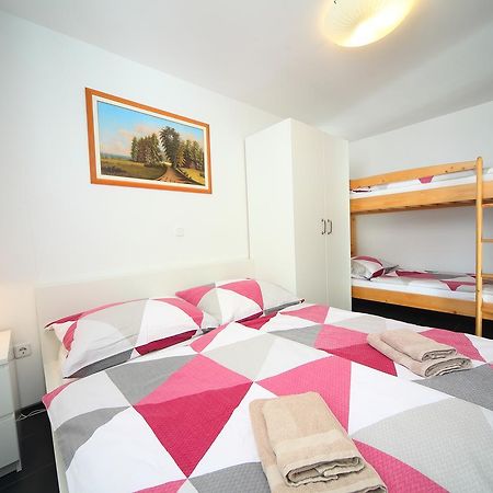 קרנייסקה גורה Apartment Leposa מראה חיצוני תמונה
